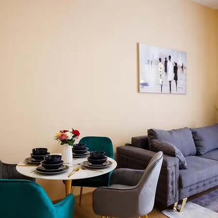 Where Emperors Slept In Old Town *