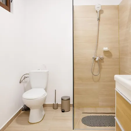 Where Emperors Slept In Old Town *