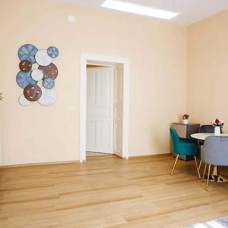 Apartment Where Emperors Slept In Old Town *